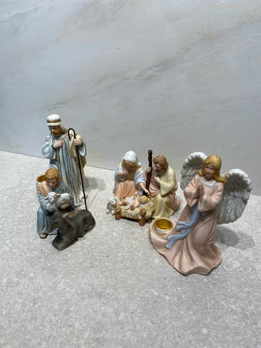 Roman Figurines - 3-Piece Nativity Set