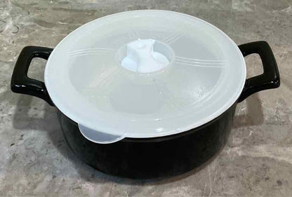 Wolfgang Puck Covered Bowl