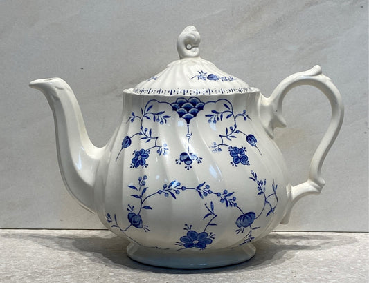 Finlandia Teapot
