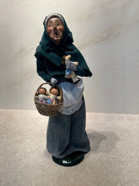 Byers Choice Caroler