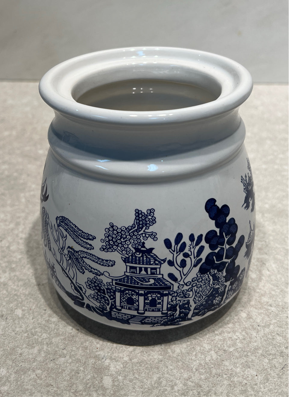 Blue Willow Jar