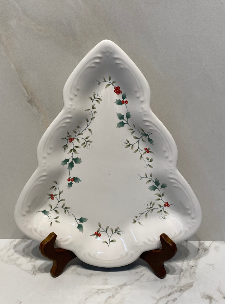 Pfaltzgraff Tree Plate