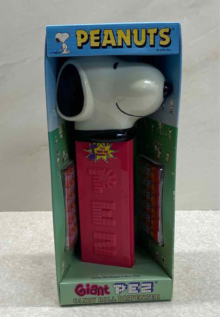 Snoopy Giant Candy Roll Dispenser