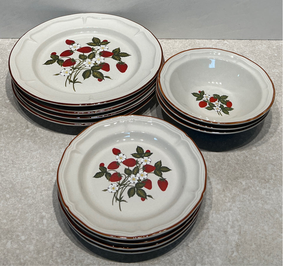 Vintage Strawberry Dinnerware Set