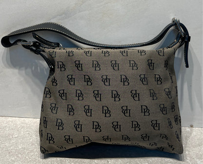 Dooney And Bourke Handbag *