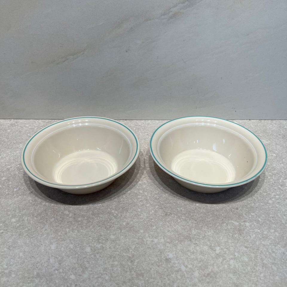 Set of 2 Corelle Bowls