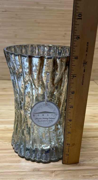 Domain Candleholder