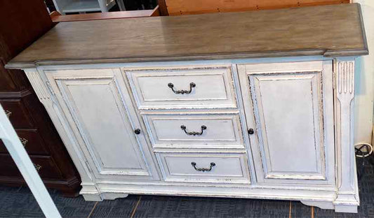 Credenza