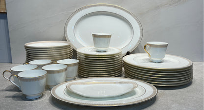 Mikasa Berkshire Dinnerware Set