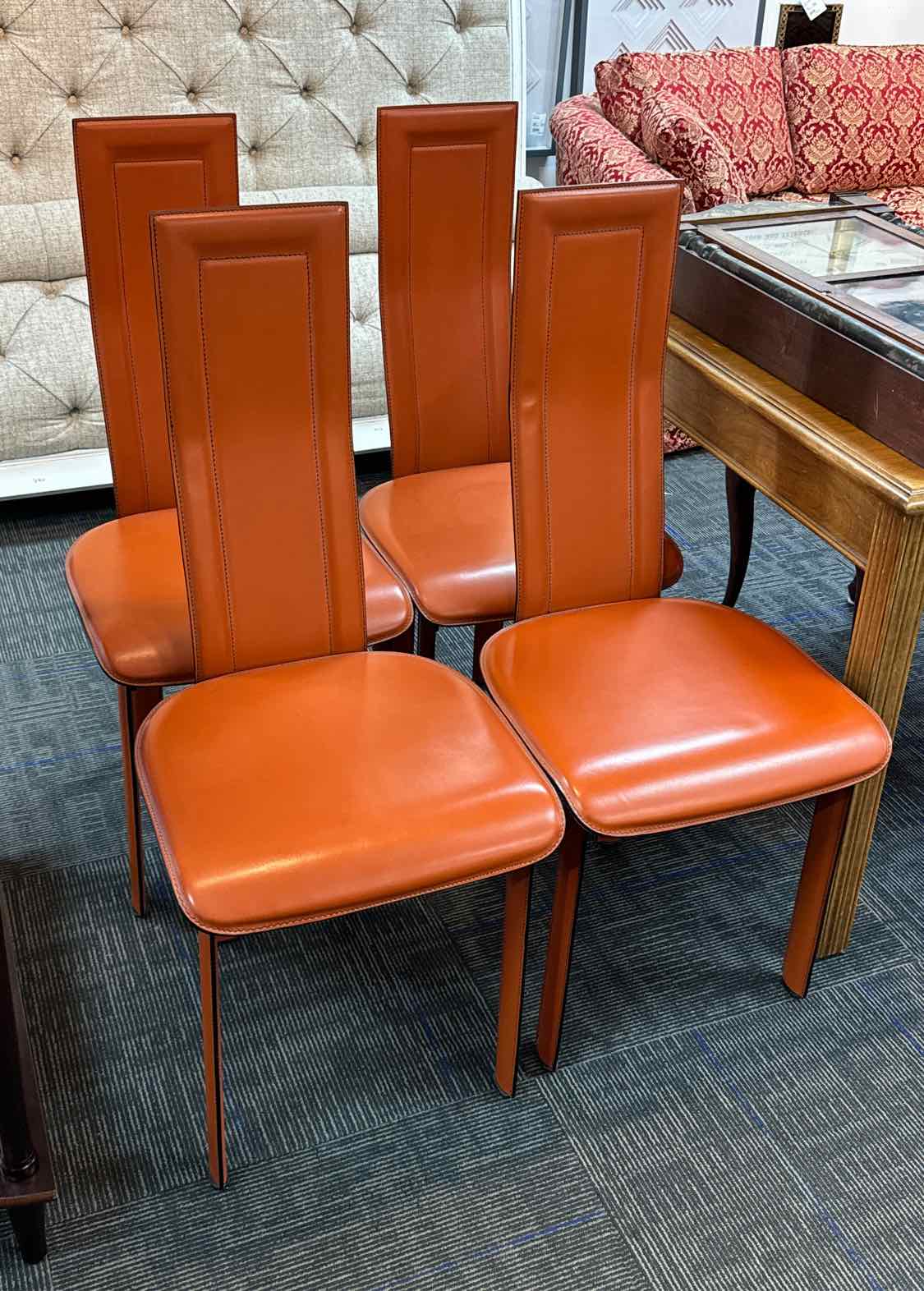 Set f 4 MCM Chairs