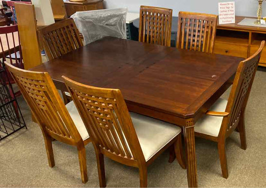 Table and 6 Chairs
