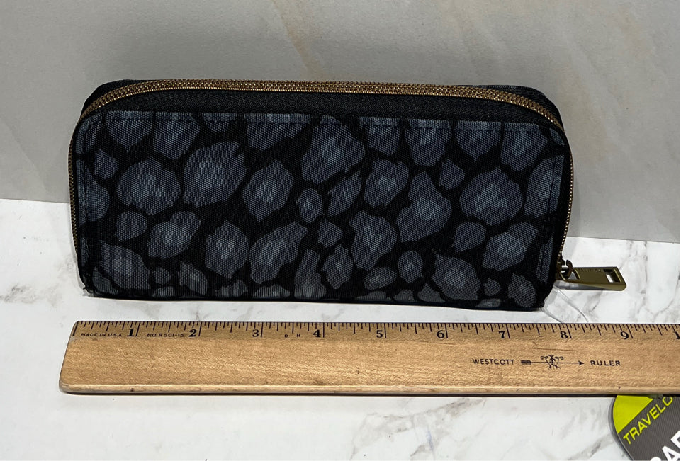 Travelon Wallet