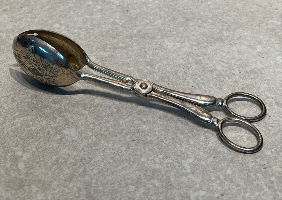 Tongs