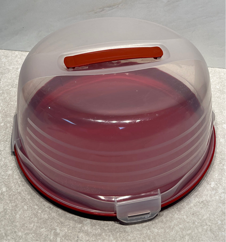 Cake Holder
