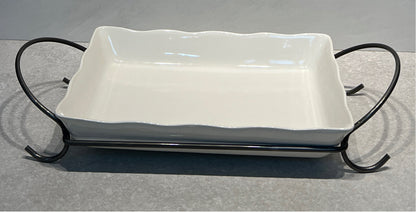 Casserole on Stand