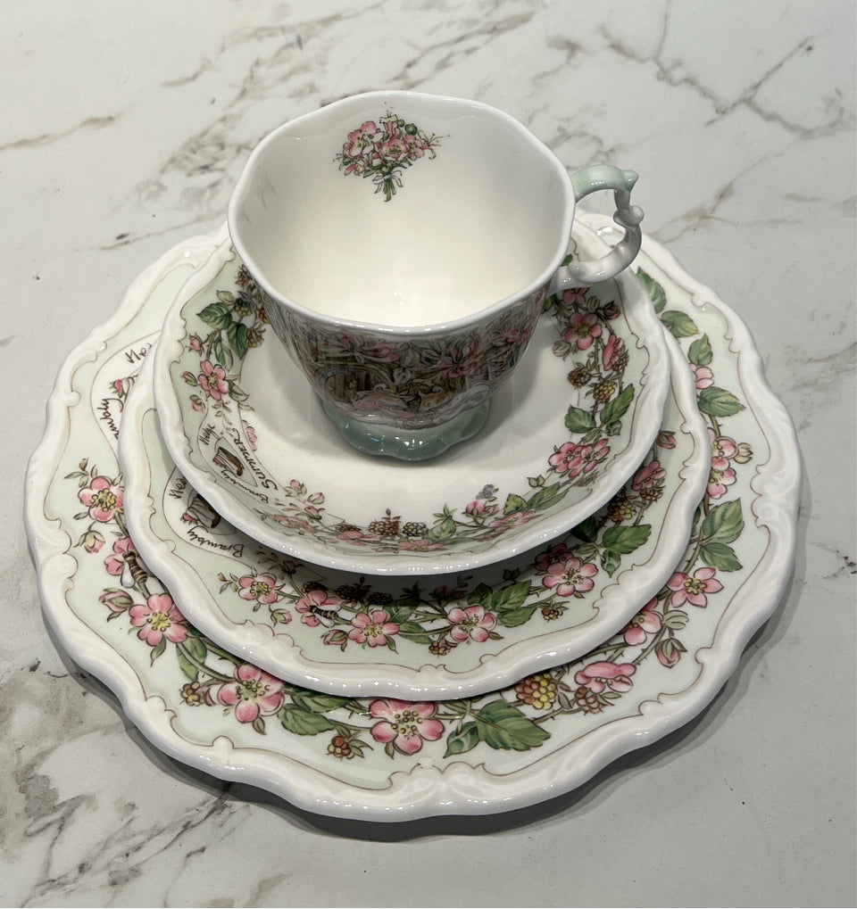 Royal Doulton 4 Piece Tea Set