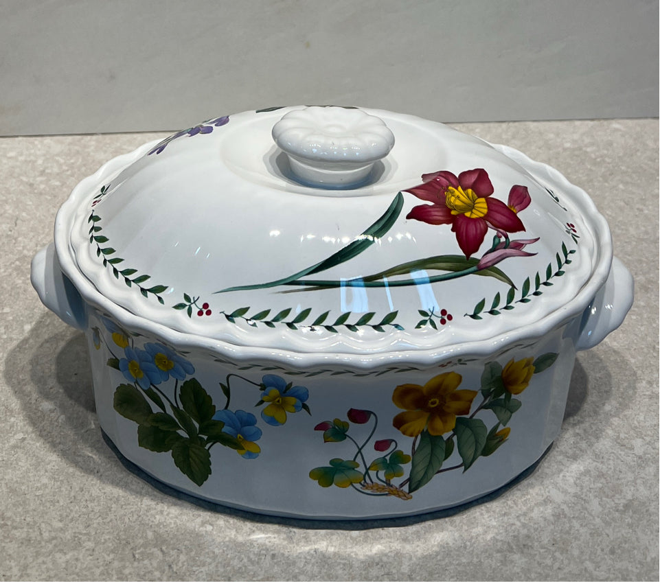 Mikasa Covered Bowl