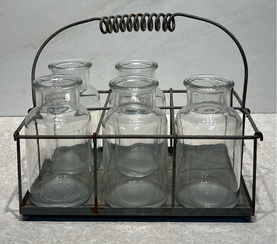 Carrier with 5 Bottles