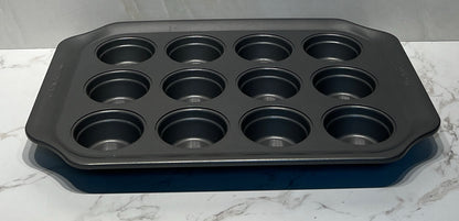 Pyrex Muffin Pan