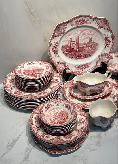 Old Britian Castles Dinnerware Set