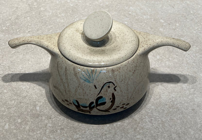 Red Wing Bob Covered Bean Pot