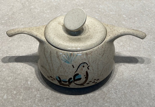 Red Wing Bob Covered Bean Pot