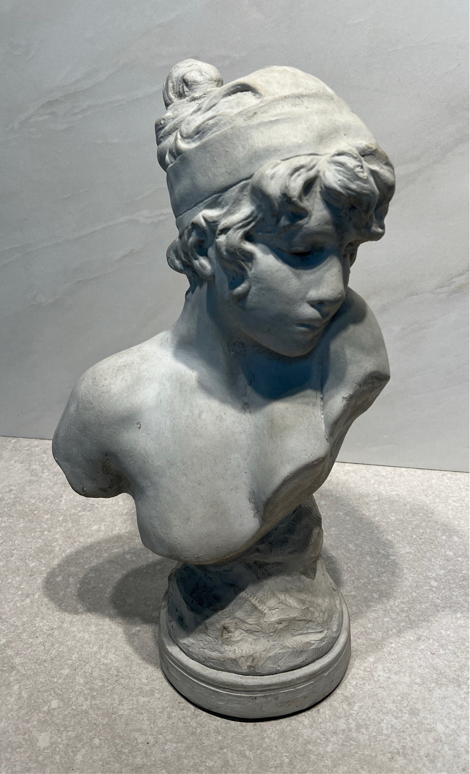 Statue