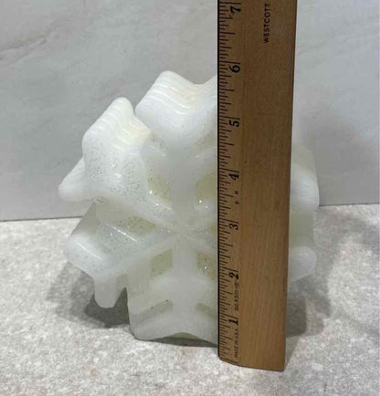 Snowflake Candle