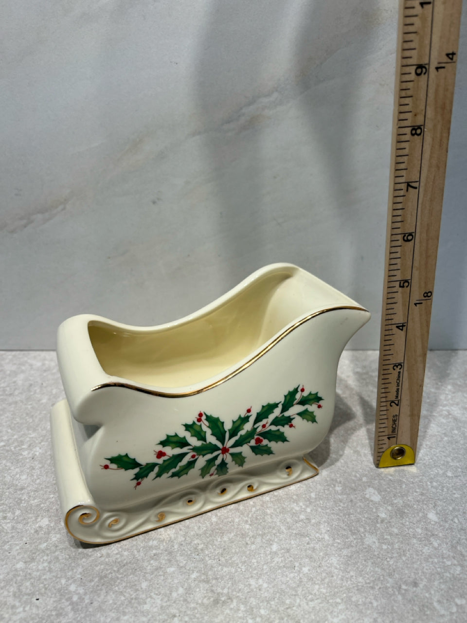 Lenox Sleigh