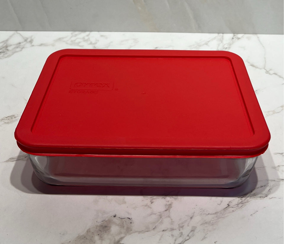 Covered Pyrex Bowl