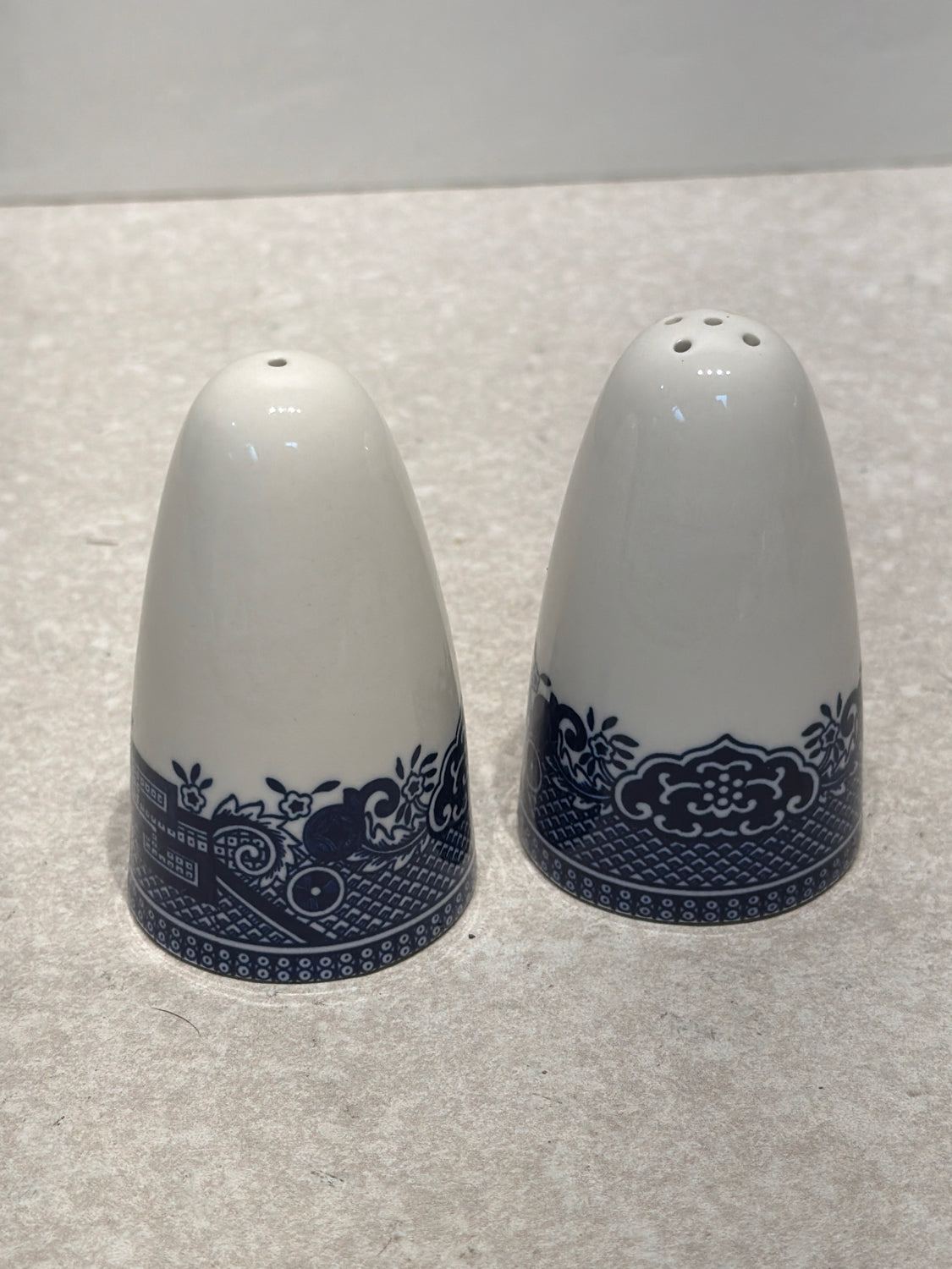 Blue Willow Salt And Pepper