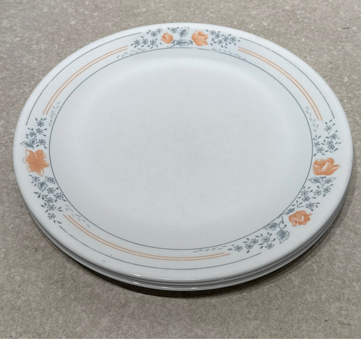Set of 4 Corellle Dinner Plates