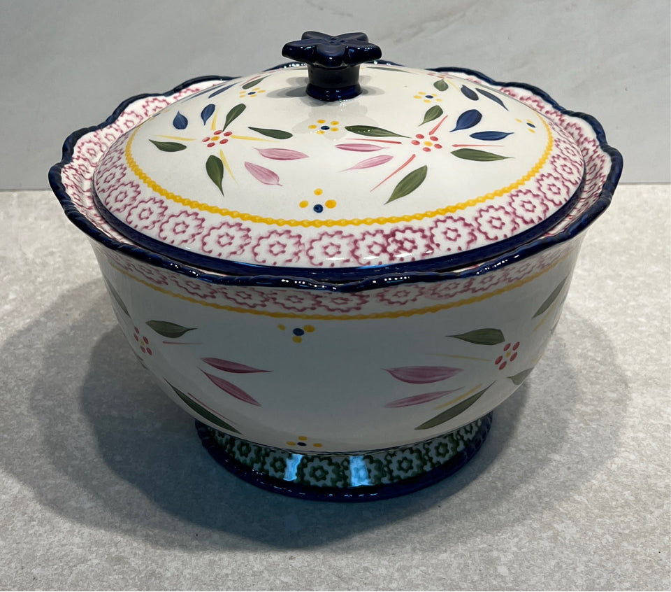 Temptations Covered Bowl