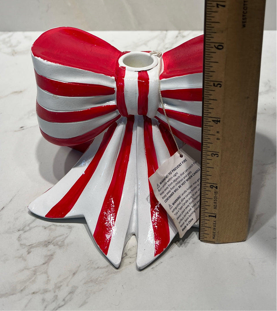 Bow Candleholder