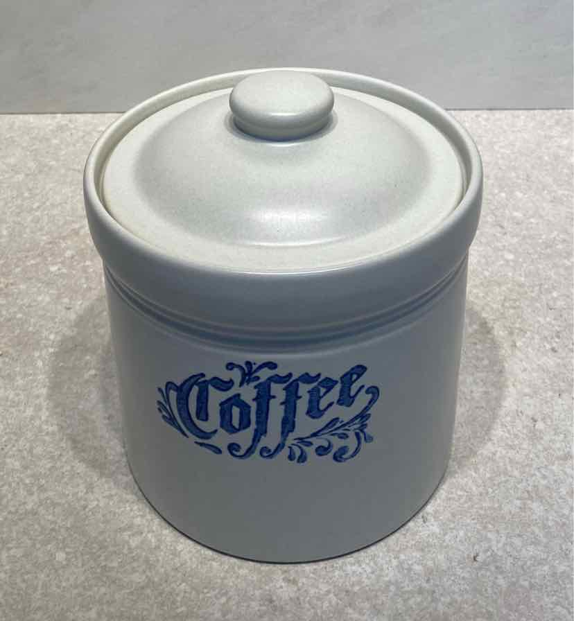Pfaltzgraff Yorktowne Coffee Canister