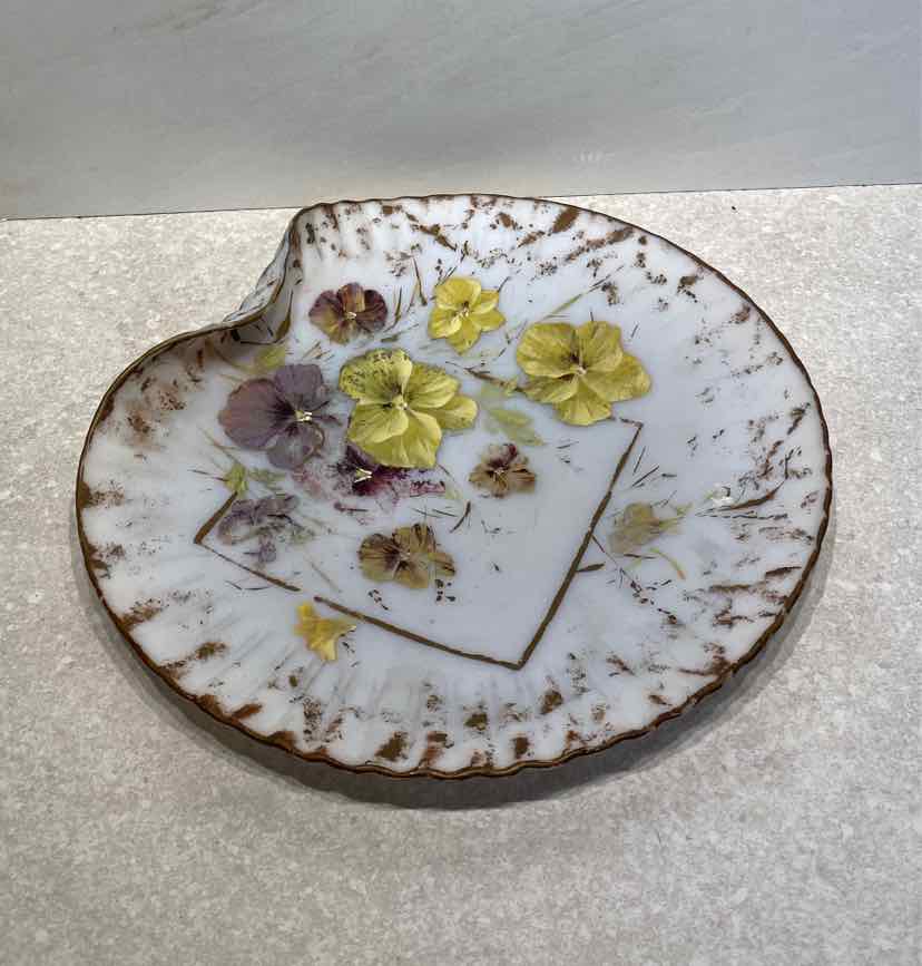 Vintage Folded Plate