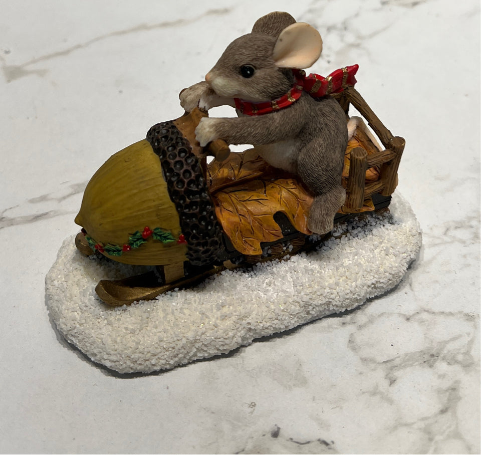 Christmas Mouse Figurine