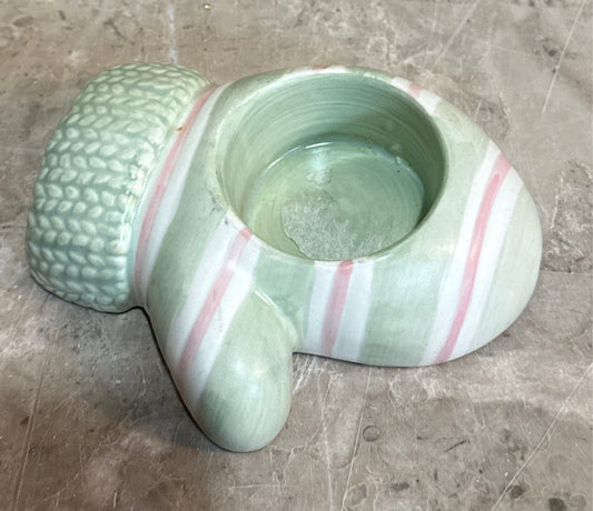 Mitten Candleholder