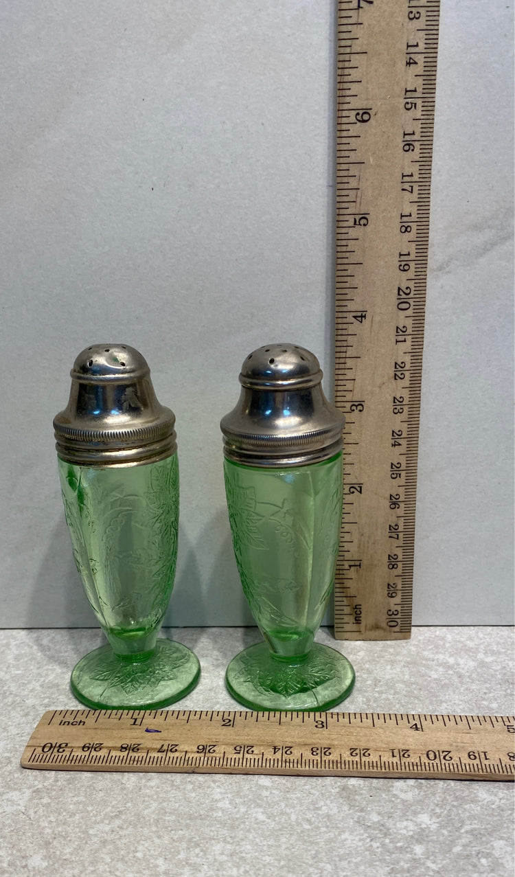 Uranium Glass S + P