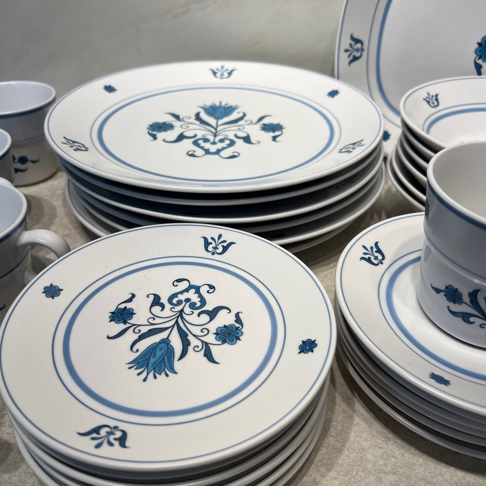 Noritake Blue Haven Dinnerware Set
