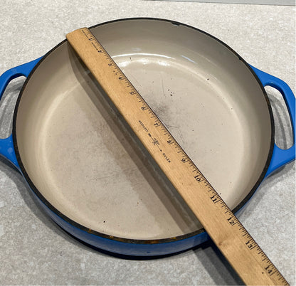 Lodge Covered Dutch Oven - as is
