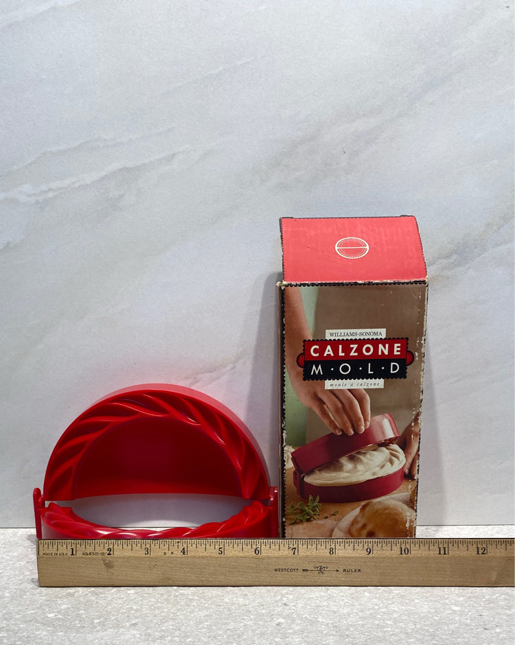 Calzone Mold