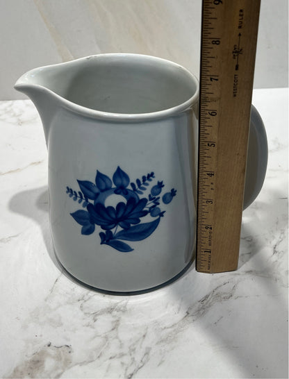 Arabia Pitcher