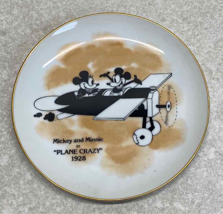 Mickey plate