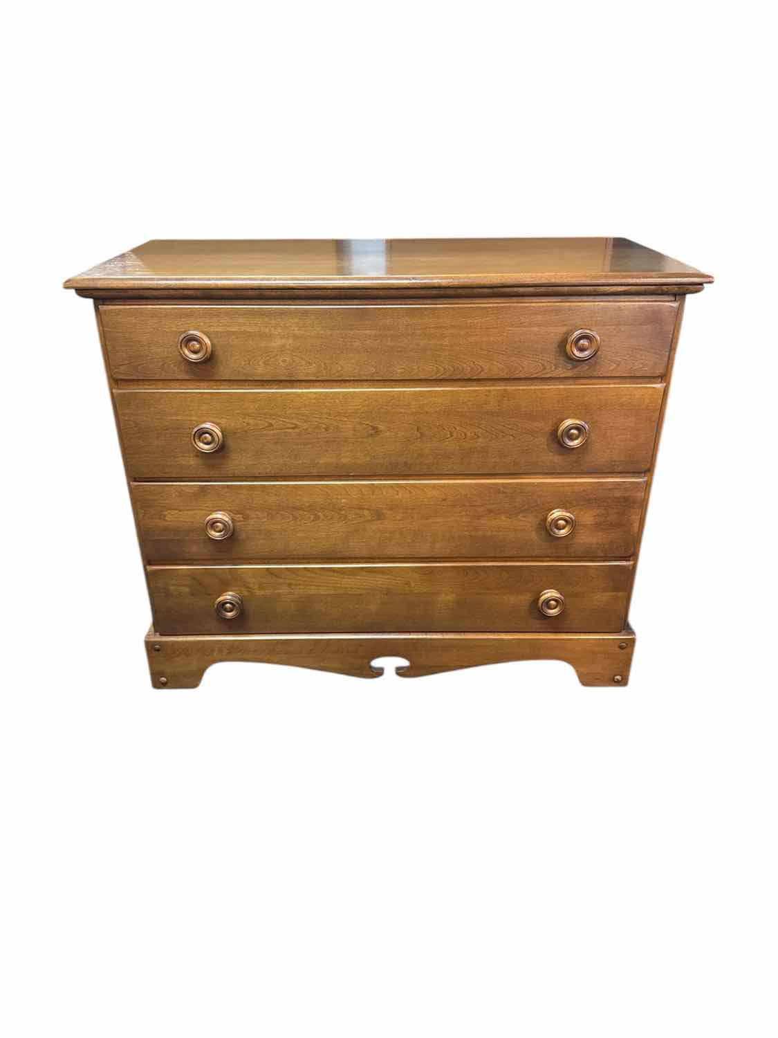 Dresser With Mirror