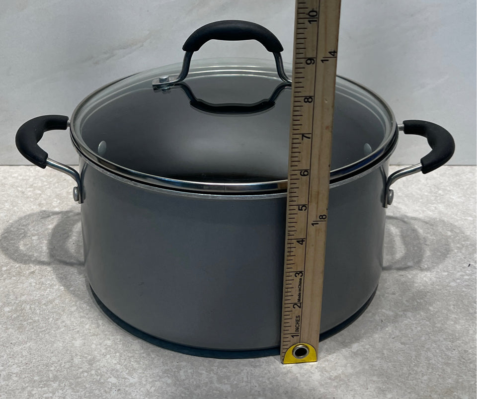 Cuisinart Covered Pot