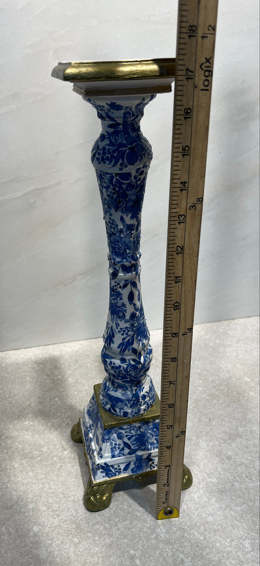 Candleholder