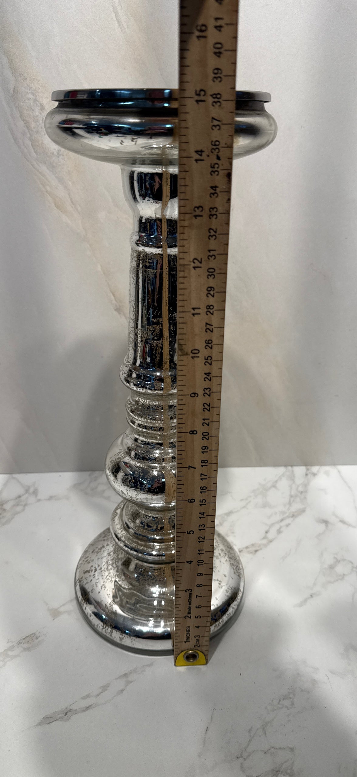 Candleholder