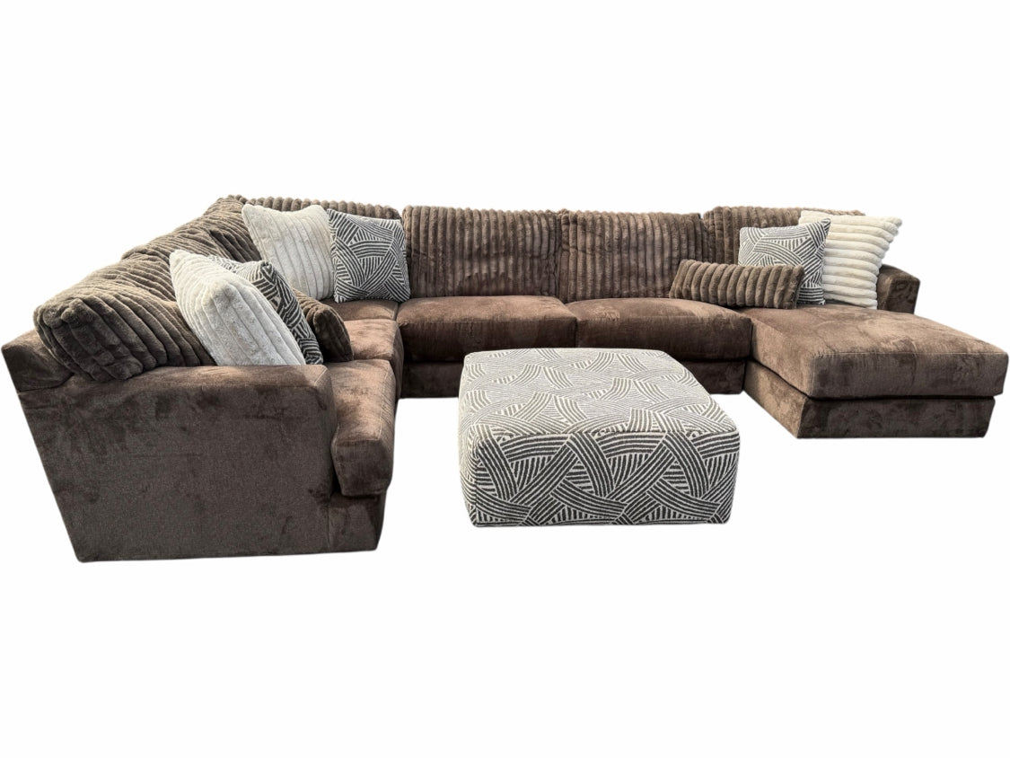 Jackson Furniture Sectional with ottoman