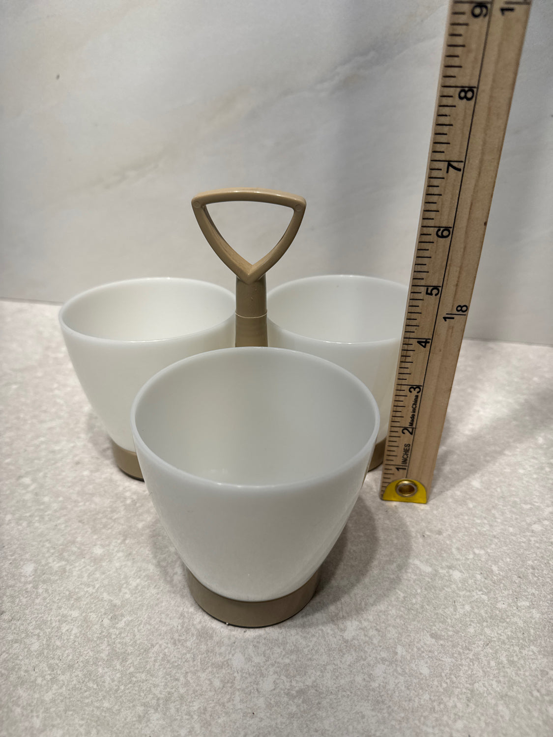Tupperware Condiment Server